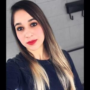 Meet your Posher, Daniela